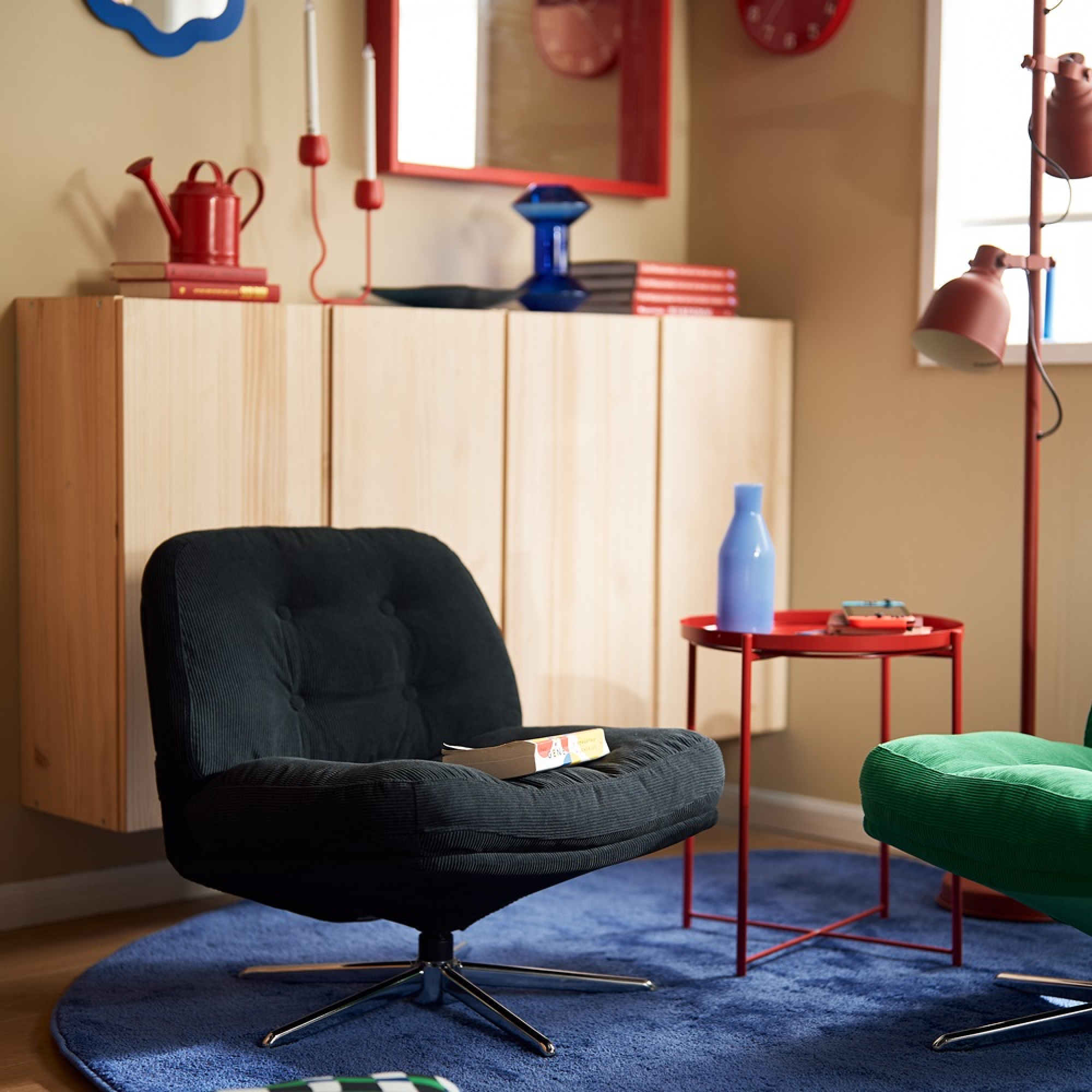 DYVLINGE swivel easy chair