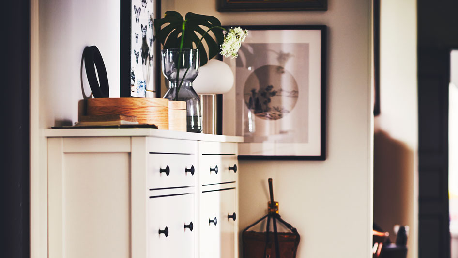 Home 3 | Creating calm and order in a family home
