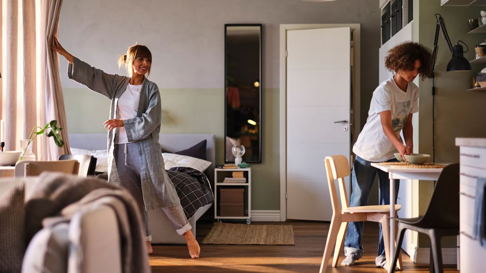 Home 9 | Solo zones: creating private bedrooms in a loft apartment