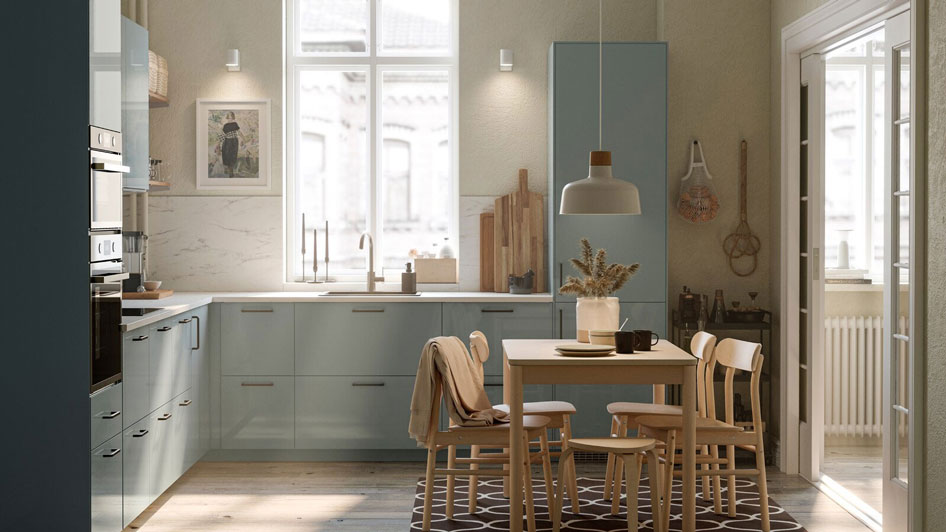 A modern kitchen for a classical apartment