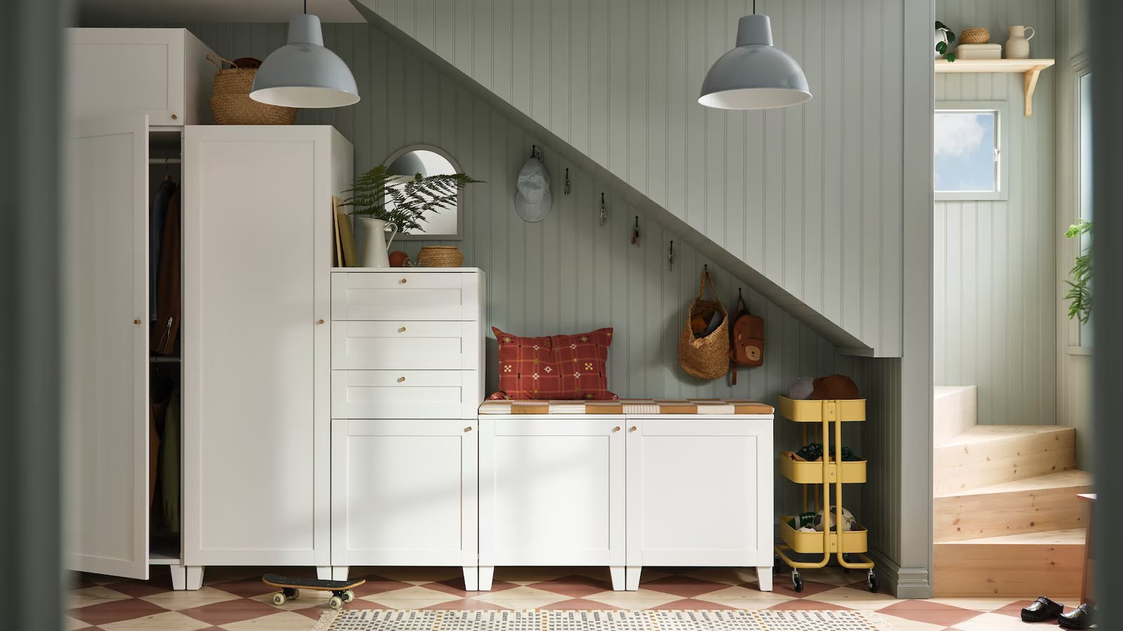 A warm and space-effective hallway that’s full of character