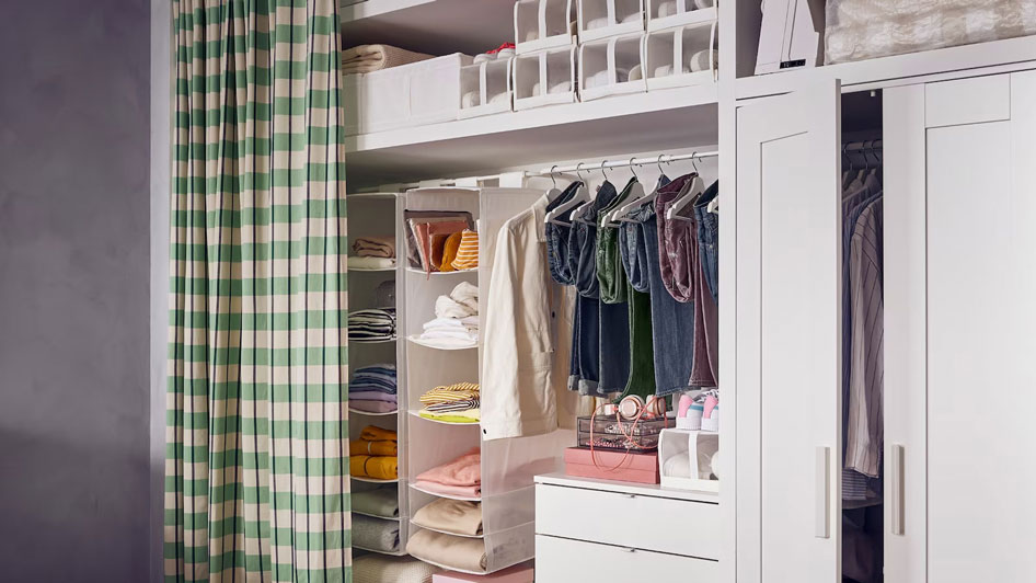How to organise the inside of your wardrobe in 5 easy steps