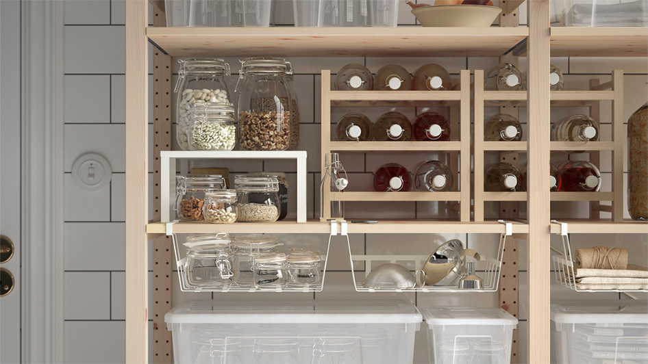 How to organise food storage containers