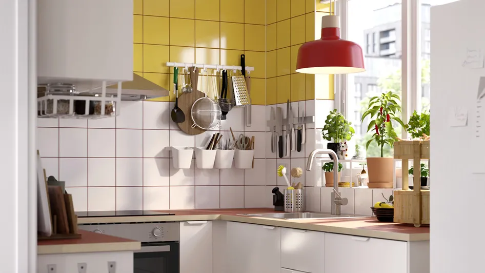 Small studio apartment kitchen that blends functionality with tranquility